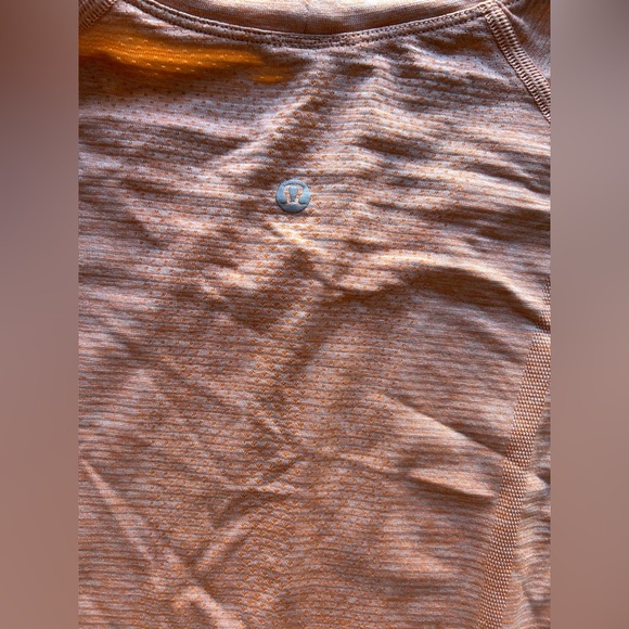 Lululemon Athletica Blush Long Sleeve Top size 12 - Picture 8 of 9